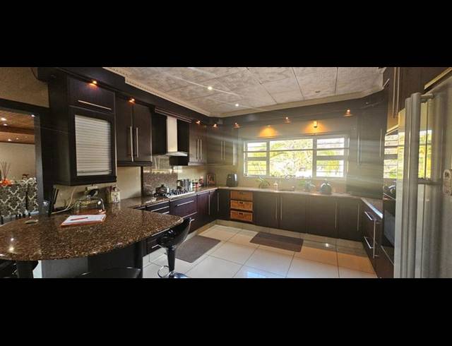 3 BEDROOM HOUSE FOR SALE IN SCOTTBURGH SOUTH
